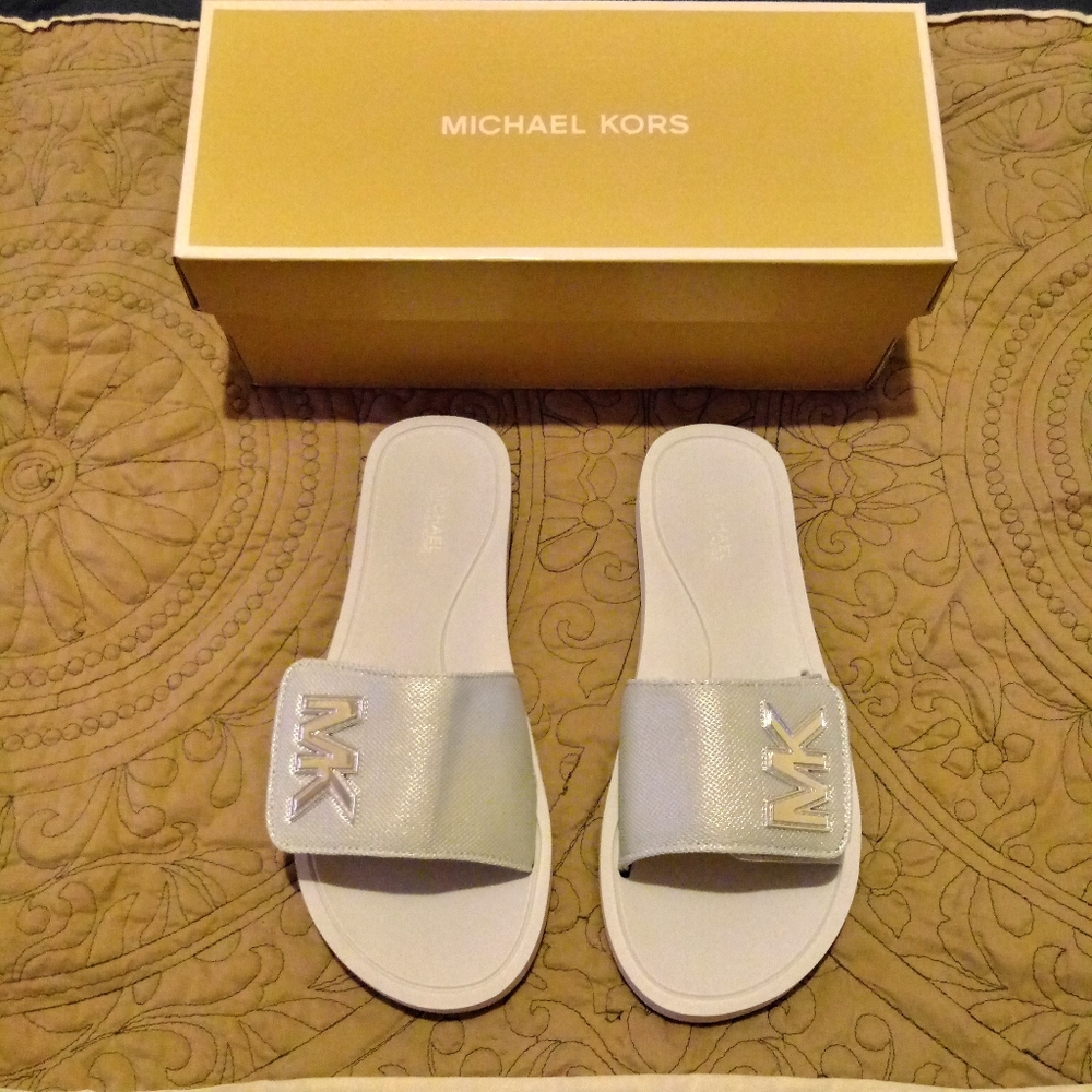 Michael Kors MK Slides Sandals - Picture 2 of 10
